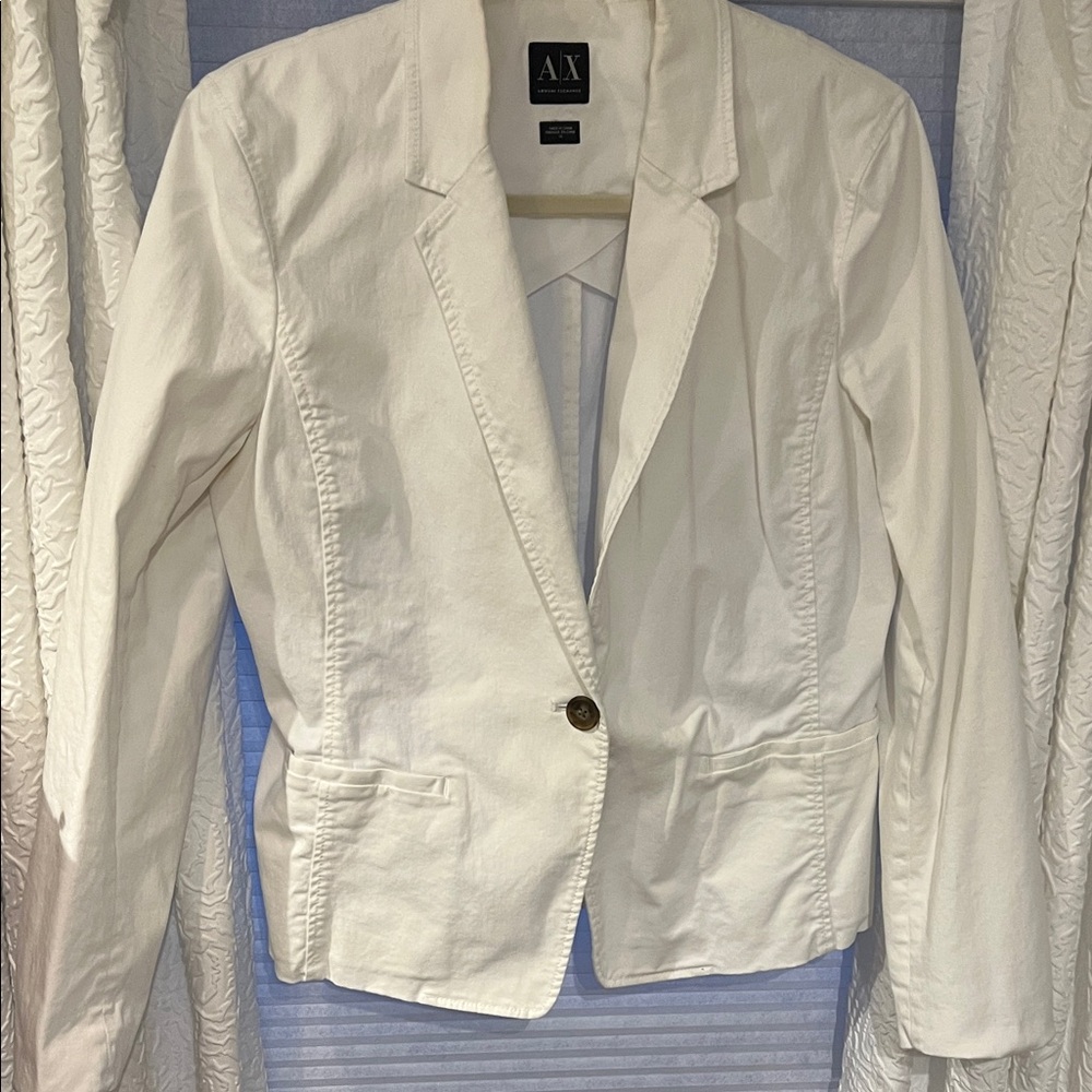A|X Armani Exchange Women's White Notch Lapel Single-Button Blazer